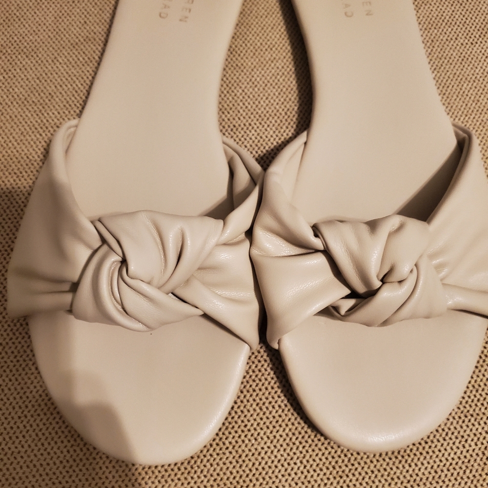 Lauren Conrad Size 10 Women's Sandals